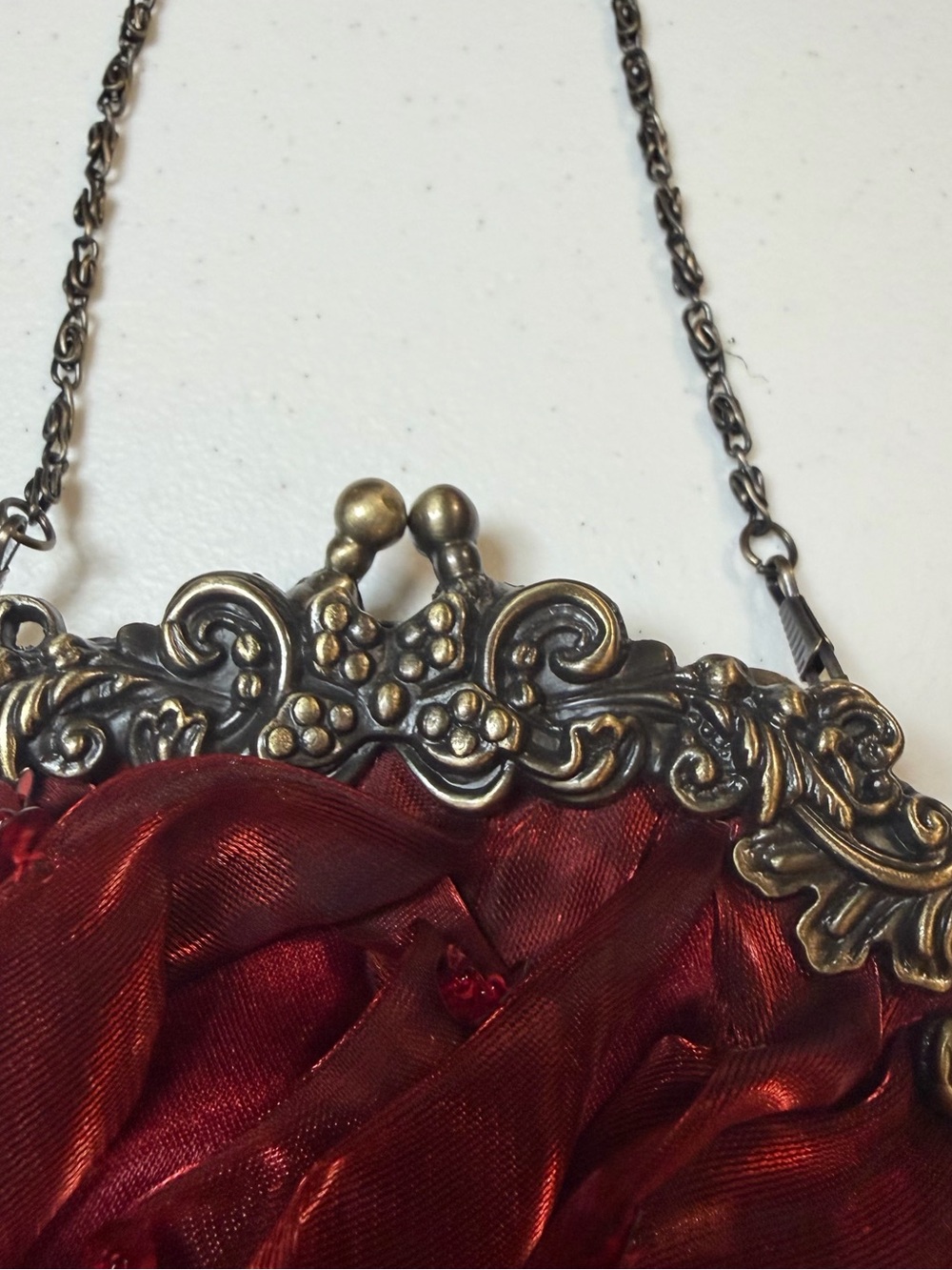 Red Satin Evening Clutch Bag with Ornate Silver Frame - Picture 4 of 6